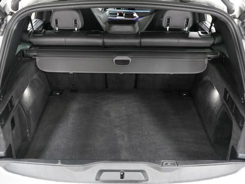 Used 2021 BMW X5 M w/ Competition Package AWD/4WD image 31
