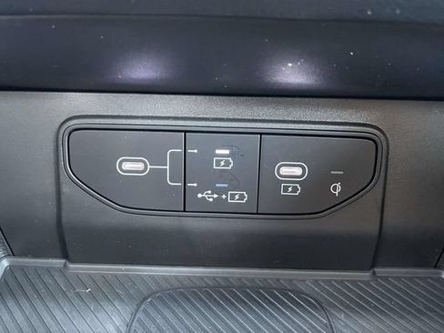 Certified 2026 Kia Sportage EX w/ EX Panorama Roof Package FWD image 29