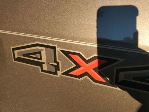 Used 2015 Ford F150 XLT w/ Equipment Group 302A Luxury image 5