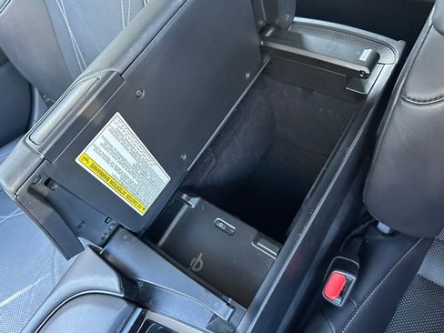 Used 2019 Lexus ES 300h w/ Luxury Package image 49