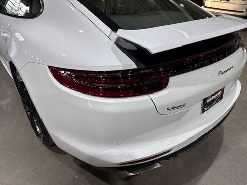 Used 2017 Porsche Panamera image 45