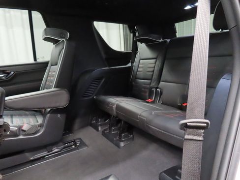 Used 2025 GMC Yukon AT4 Ultimate image 53