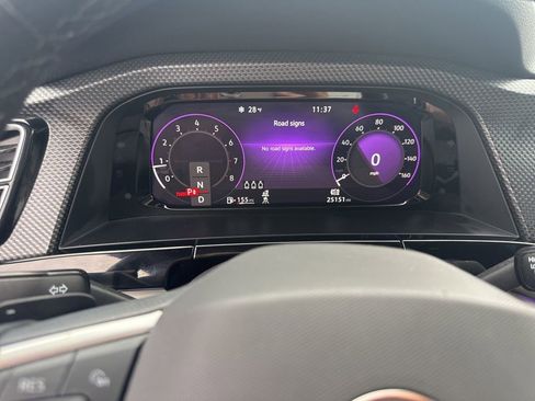 Used 2024 Volkswagen Atlas Cross Sport SEL Premium R-Line image 17