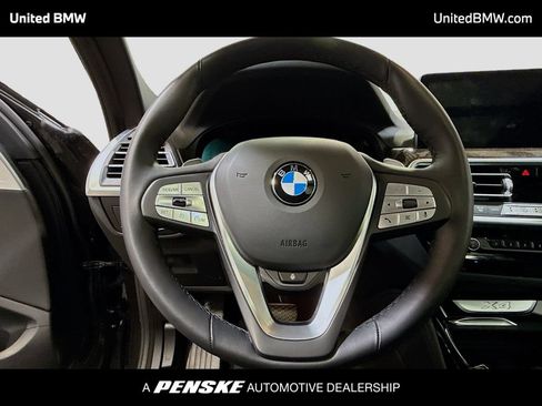 Used 2025 BMW X4 xDrive30i AWD/4WD image 6