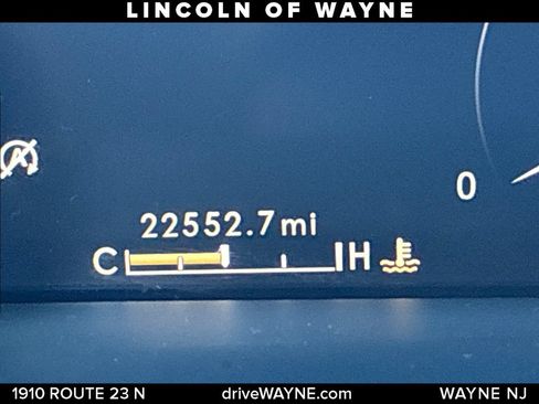 Used 2023 Lincoln Nautilus Reserve AWD/4WD image 18