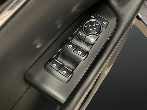 Used 2023 Lincoln Nautilus AWD w/ Premium Package image 21