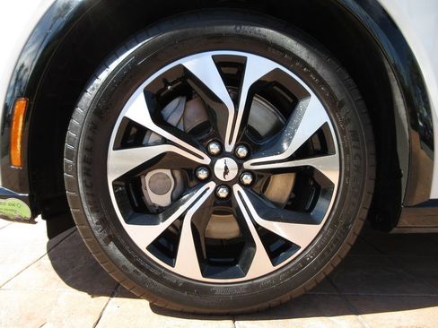 Certified 2023 Ford Mustang Mach-E Premium RWD image 9