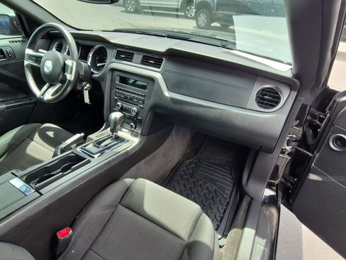 Used 2013 Ford Mustang GT RWD image 30