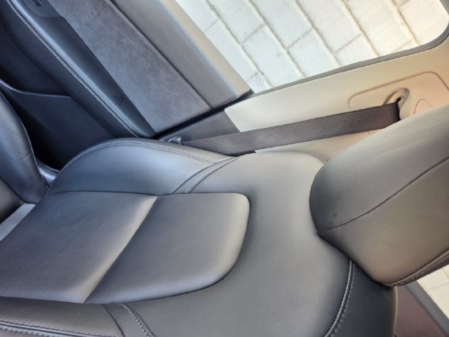 Used 2021 Tesla Model Y Long Range AWD/4WD image 33
