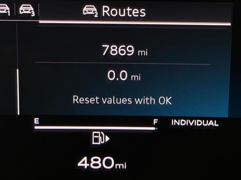 Certified 2025 Audi Q5 Premium AWD/4WD image 22