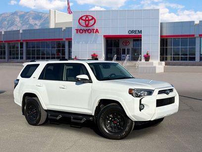 Used 2024 Toyota 4Runner SR5 Premium w/ Moonroof Package