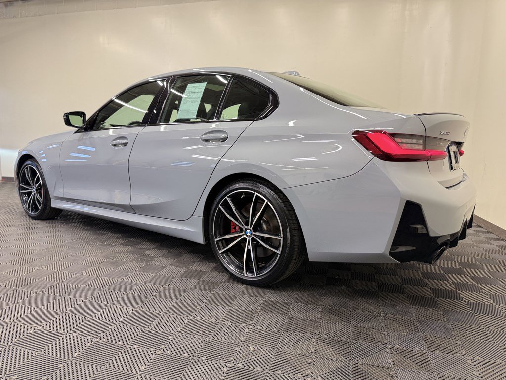 Used 2023 BMW 330i xDrive Sedan w/ M Sport Package AWD/4WD image 3