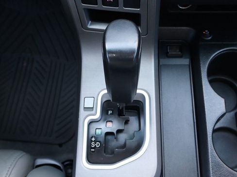 Used 2010 Toyota Sequoia SR5 image 37