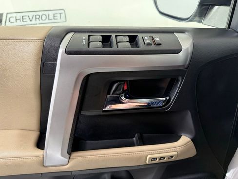 Used 2022 Toyota 4Runner Limited image 18