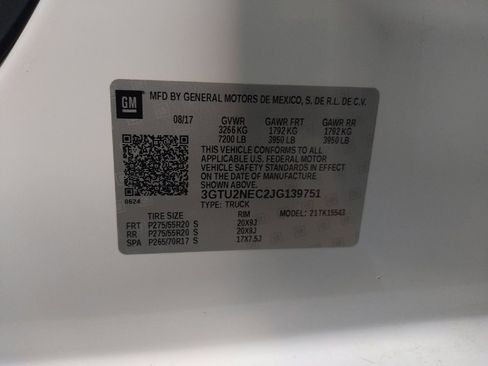 Used 2018 GMC Sierra 1500 SLT w/ SLT Premium Package image 33