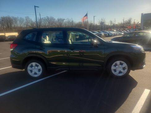 Used 2024 Subaru Forester image 5