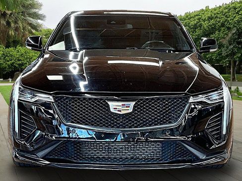 Used 2021 Cadillac CT4 V w/ Climate Package RWD image 2