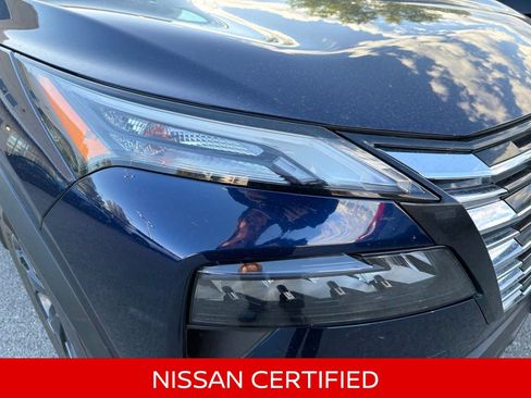 Certified 2025 Nissan Rogue SV AWD/4WD image 4