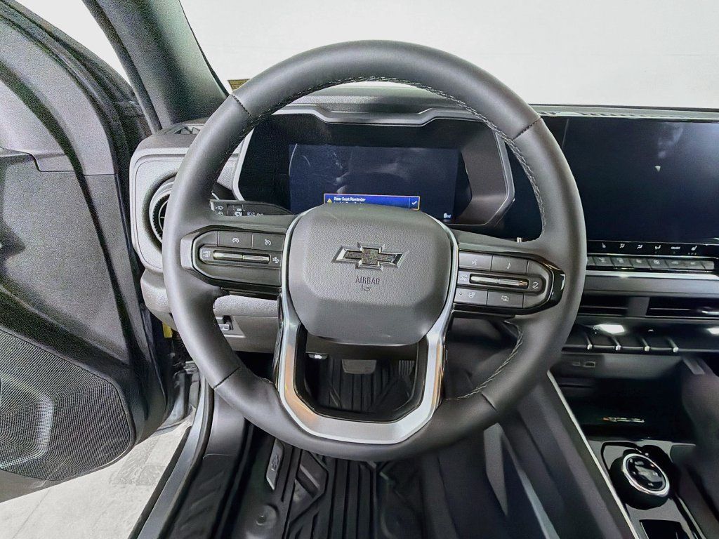 New 2026 Chevrolet Colorado Trail Boss AWD/4WD image 12