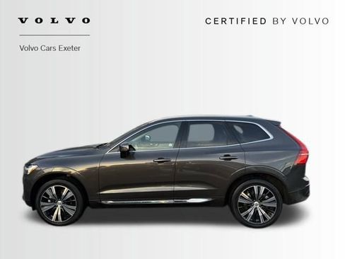 Certified 2023 Volvo XC60 B5 Plus w/ Climate Package image 2