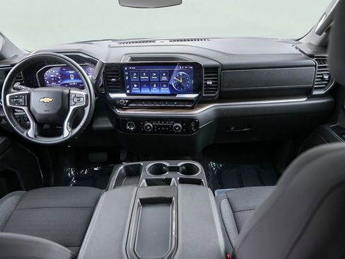 Used 2024 Chevrolet Silverado 1500 LT image 28