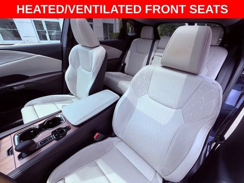 Certified 2025 Lexus RX 350 FWD w/ Convenience Package image 18