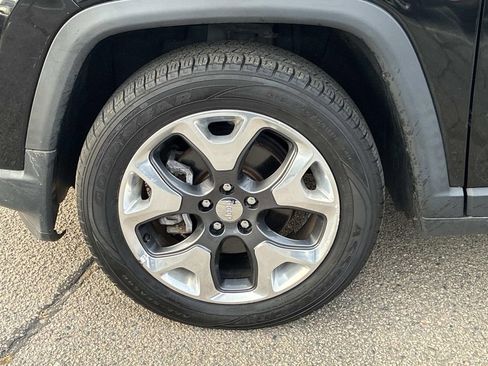 Used 2017 Jeep Compass Limited w/ Navigation Group image 19