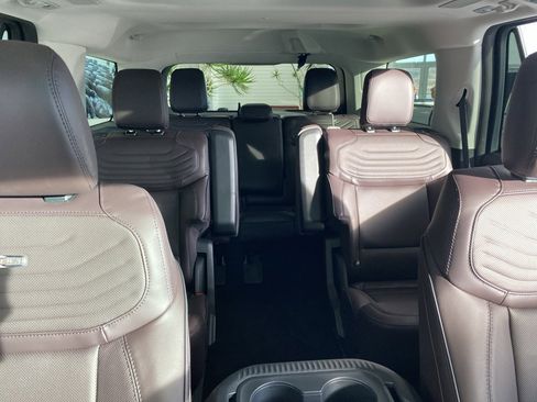 New 2025 Ford Expedition Platinum w/ Platinum Ultimate Package image 9