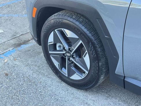 Used 2025 Hyundai Tucson SEL image 32