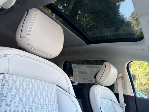 New 2026 Lincoln Nautilus Black Label w/ Jet Appearance Package image 15