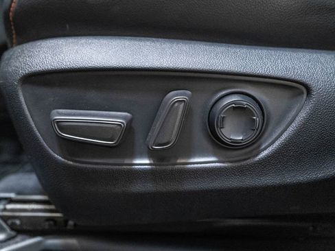 Certified 2023 Toyota Sienna XSE w/ XSE Plus Package image 22