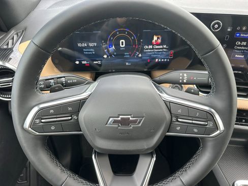 Used 2026 Chevrolet Equinox ACTIV AWD/4WD image 27