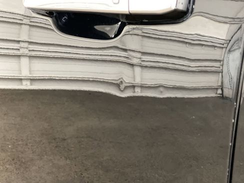 Used 2019 Cadillac Escalade Luxury image 38