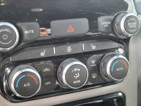 Used 2023 RAM 1500 Big Horn image 28