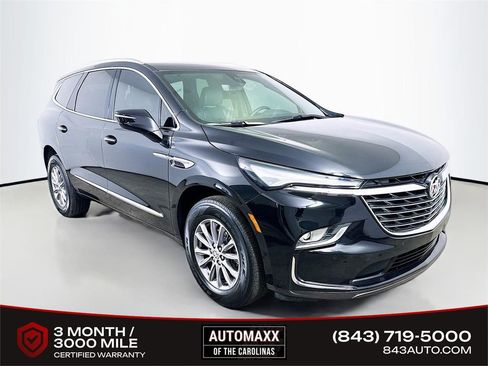 Used 2024 Buick Enclave Essence w/ Technology Package image 1