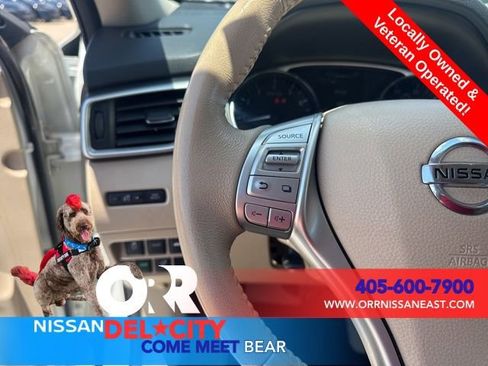 Used 2015 Nissan Rogue SL w/ SL Premium Package FWD image 18