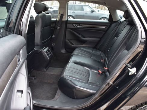 Used 2018 Honda Accord EX-L image 19