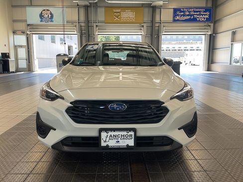 Used 2024 Subaru Impreza 2.0i image 3