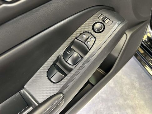 Used 2024 Nissan Altima 2.5 SV FWD image 18