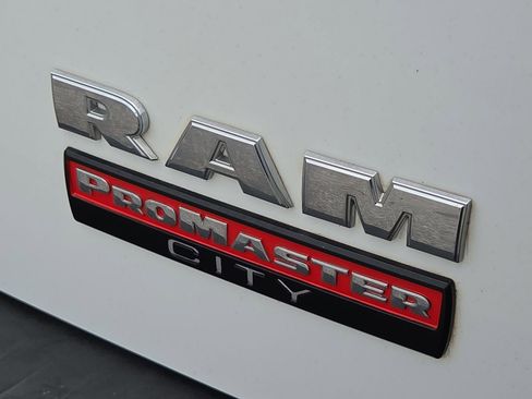 Used 2018 RAM ProMaster City Tradesman FWD image 8