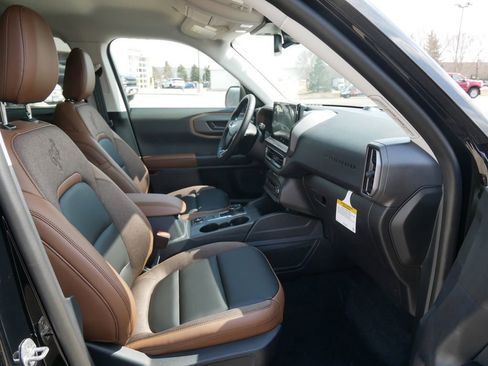 New 2025 Ford Bronco Sport Outer Banks w/ Outer Banks Tech Package+ AWD/4WD image 11