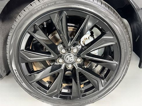 Used 2022 Toyota Corolla SE image 36