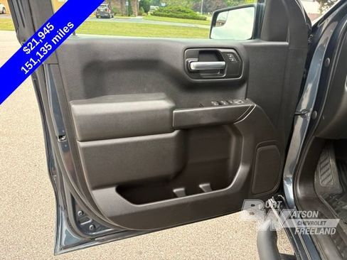 Used 2020 Chevrolet Silverado 1500 Custom Trail Boss w/ Custom Convenience Package AWD/4WD image 13