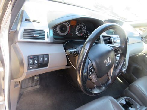 Used 2012 Honda Odyssey Touring image 7