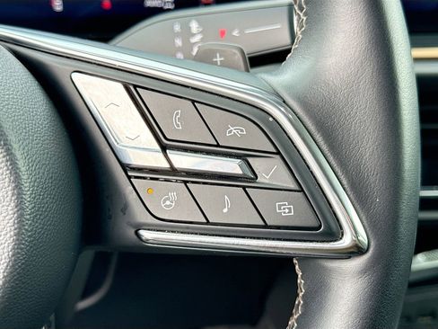 Used 2024 Buick Envision Avenir image 42