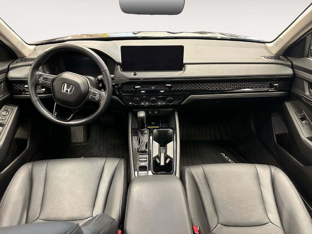 Used 2025 Honda Accord EX-L image 11