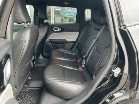 Used 2024 Jeep Compass Limited image 9