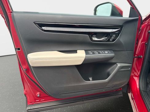 Used 2024 Honda CR-V EX-L image 16