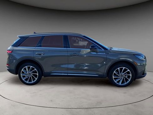 New 2025 Lincoln Corsair AWD w/ Equipment Group 101A image 10