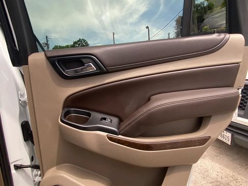 Used 2015 Chevrolet Tahoe LT RWD image 19